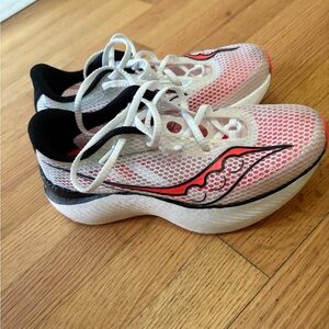 Saucony Endorphin Pro